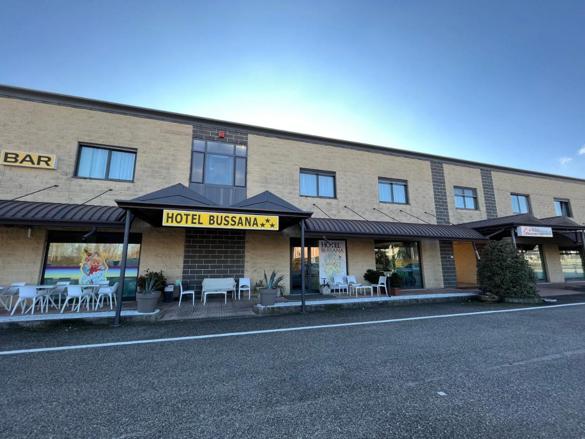 Hotel Bussana Porto Tolle Exteriör bild